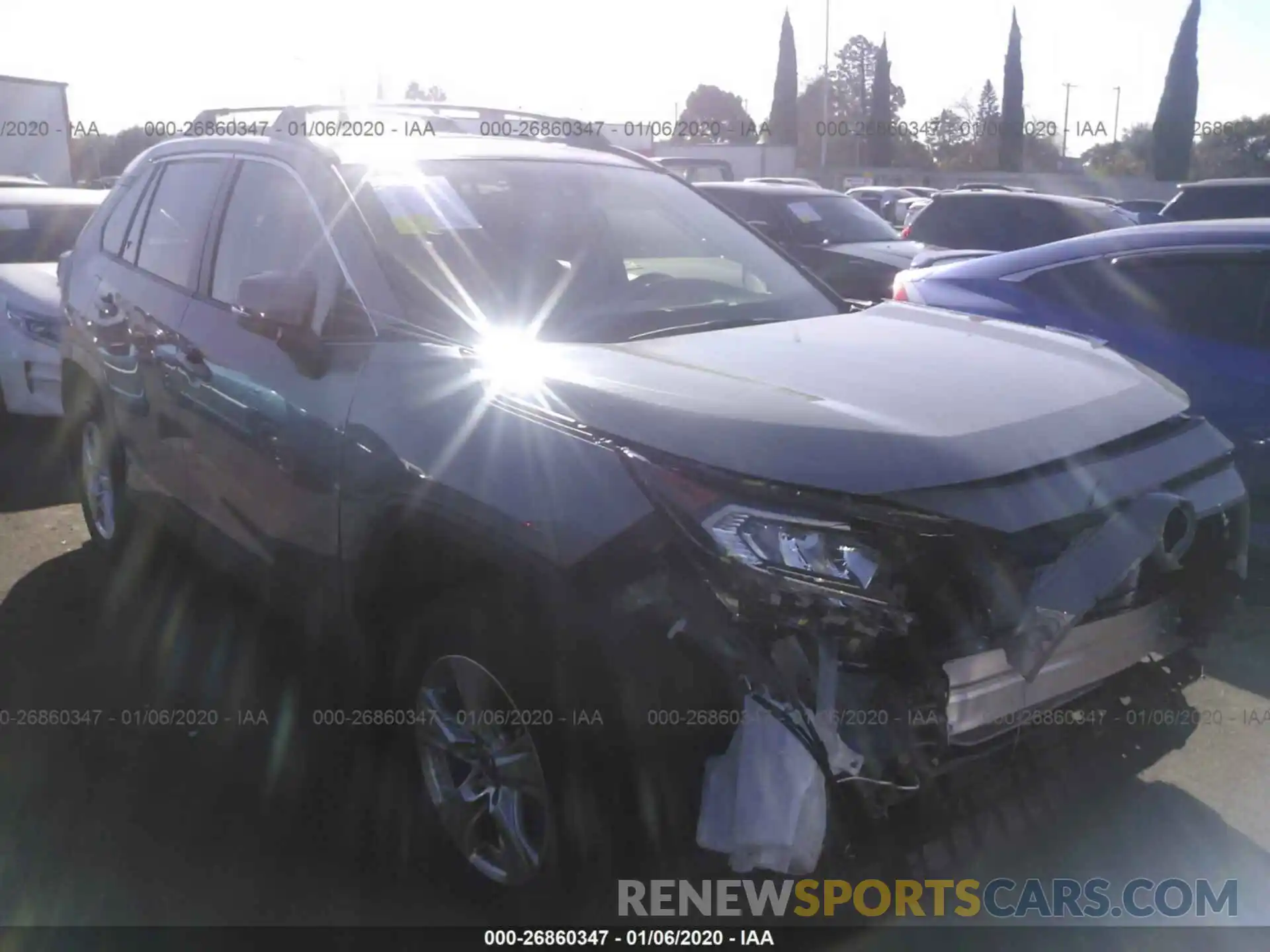 1 Photograph of a damaged car JTMP1RFV7LJ026614 TOYOTA RAV4 2020