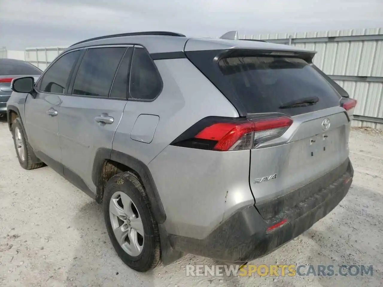 3 Photograph of a damaged car JTMP1RFV8LD526960 TOYOTA RAV4 2020