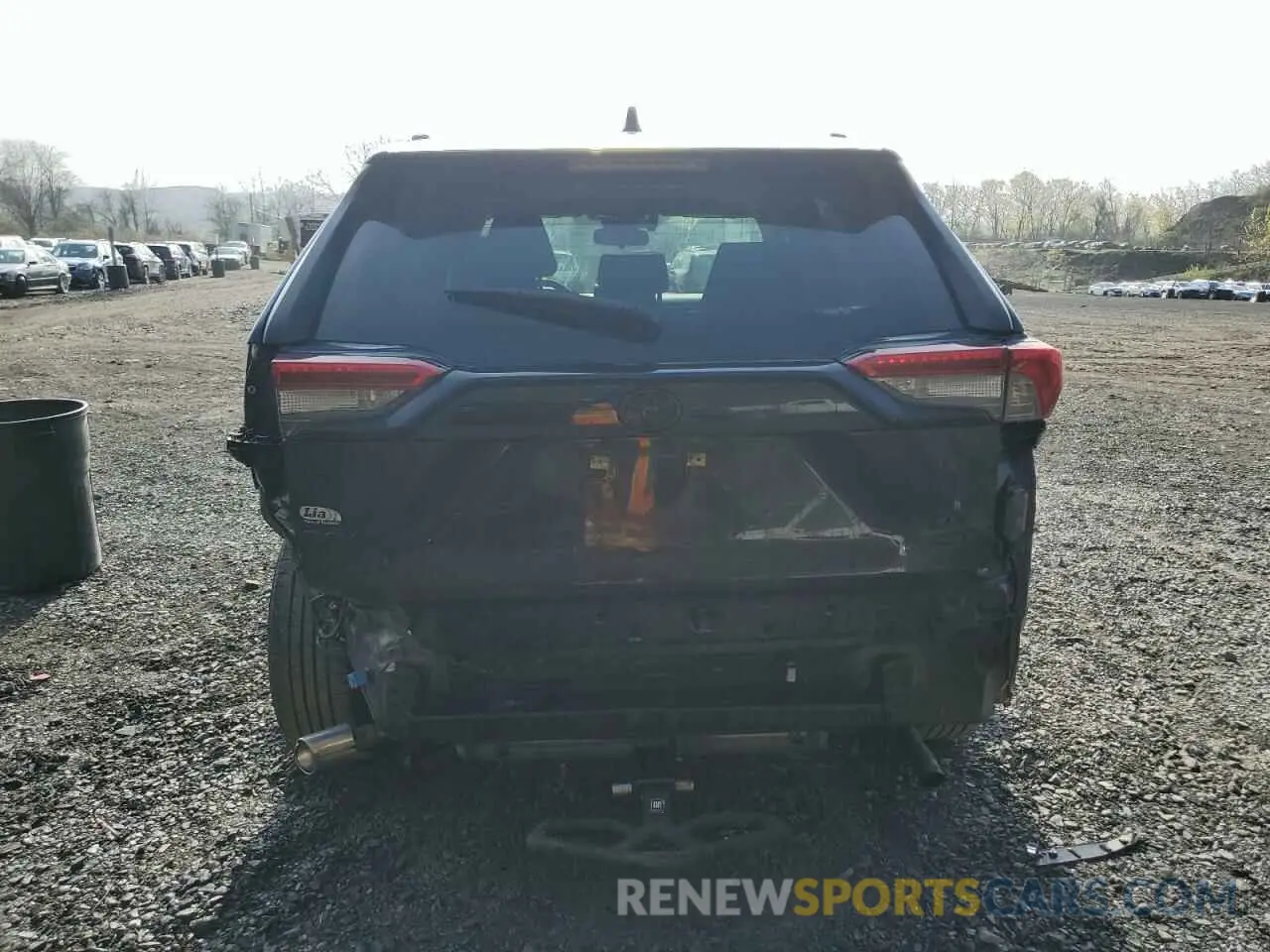 6 Photograph of a damaged car JTMP1RFV9LD048452 TOYOTA RAV4 2020