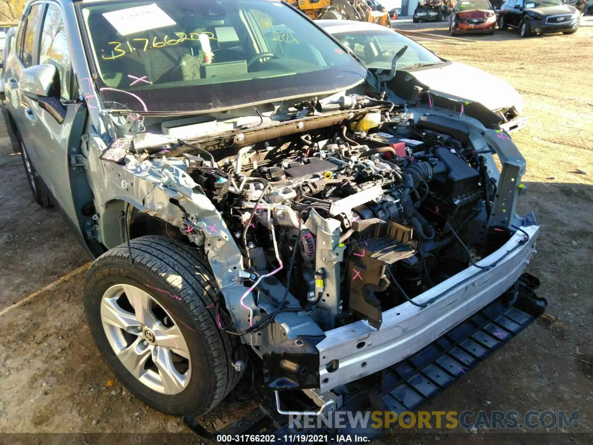 6 Photograph of a damaged car JTMP1RFV9LJ035377 TOYOTA RAV4 2020