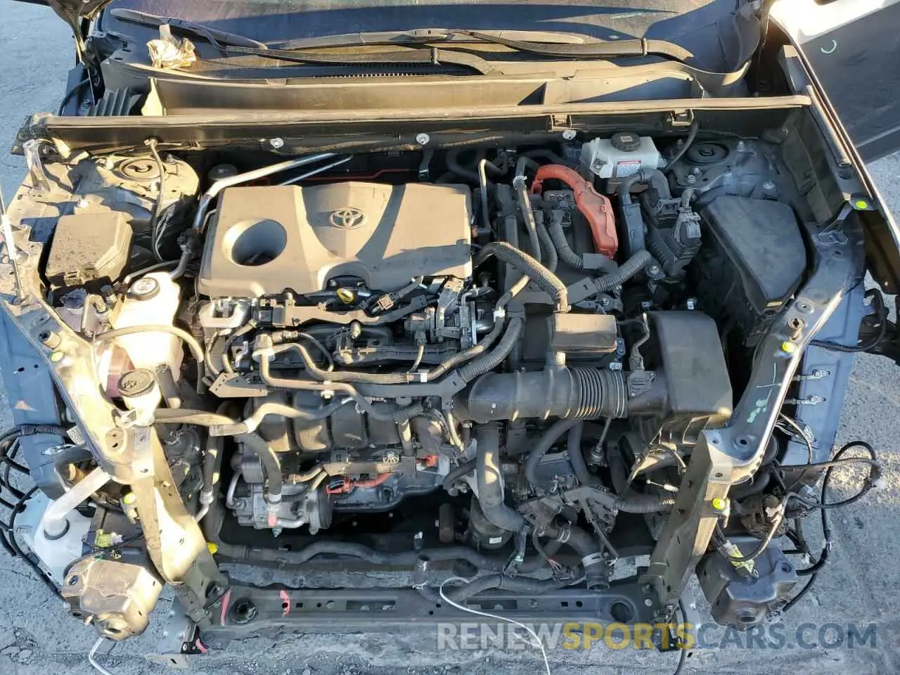 12 Photograph of a damaged car JTMR6RFV0LD006777 TOYOTA RAV4 2020