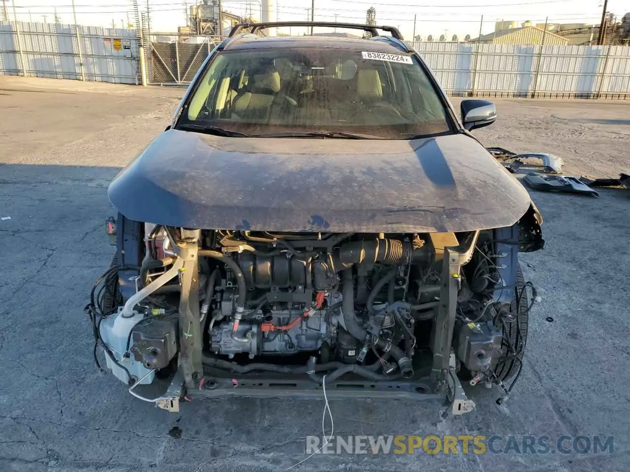 5 Photograph of a damaged car JTMR6RFV0LD006777 TOYOTA RAV4 2020