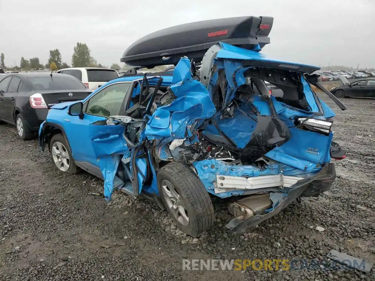 3 Photograph of a damaged car JTMR6RFV4LD007009 TOYOTA RAV4 2020