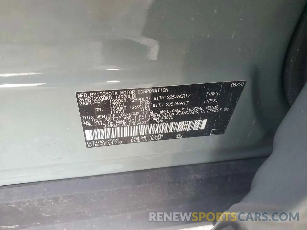 13 Photograph of a damaged car JTMR6RFV5LD003423 TOYOTA RAV4 2020