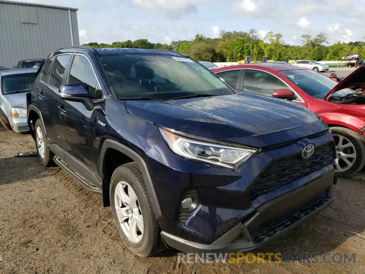 1 Photograph of a damaged car JTMR6RFV7LD002872 TOYOTA RAV4 2020