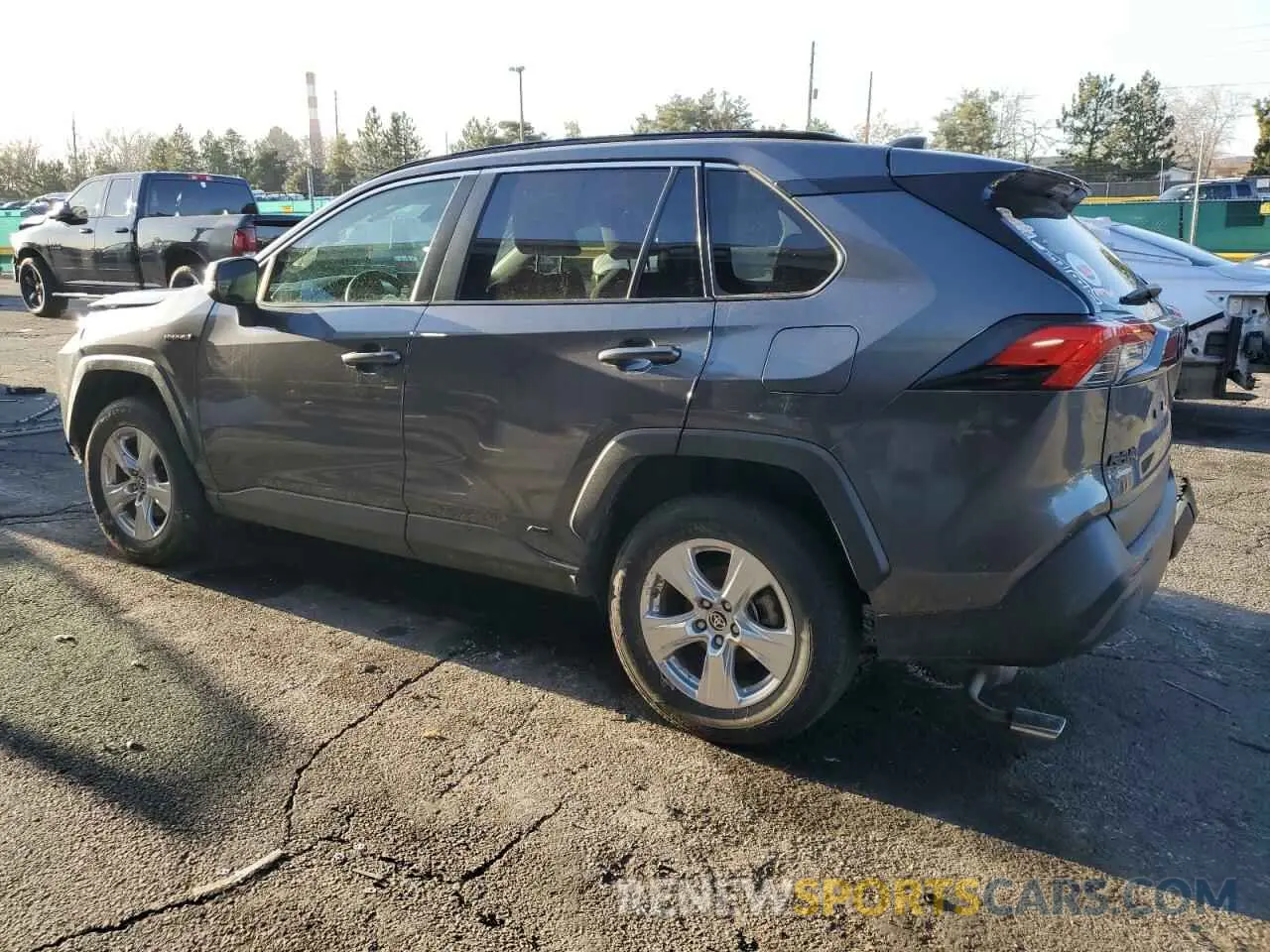 2 Photograph of a damaged car JTMRWRFV0LD070494 TOYOTA RAV4 2020
