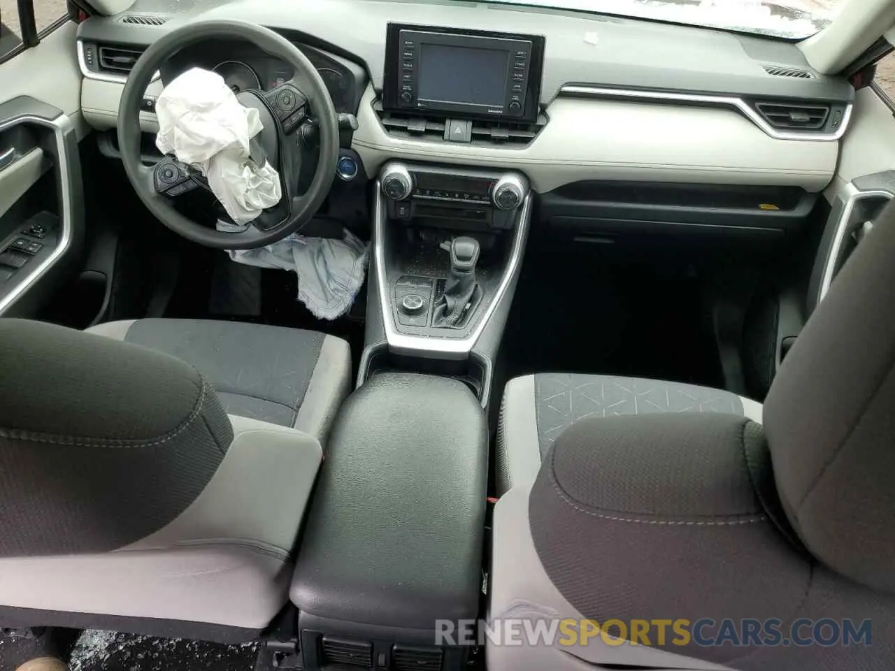 8 Photograph of a damaged car JTMRWRFV1LD057740 TOYOTA RAV4 2020