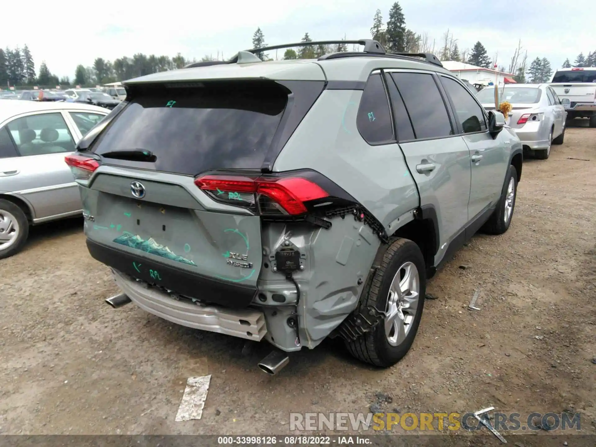 4 Photograph of a damaged car JTMRWRFV1LD058788 TOYOTA RAV4 2020