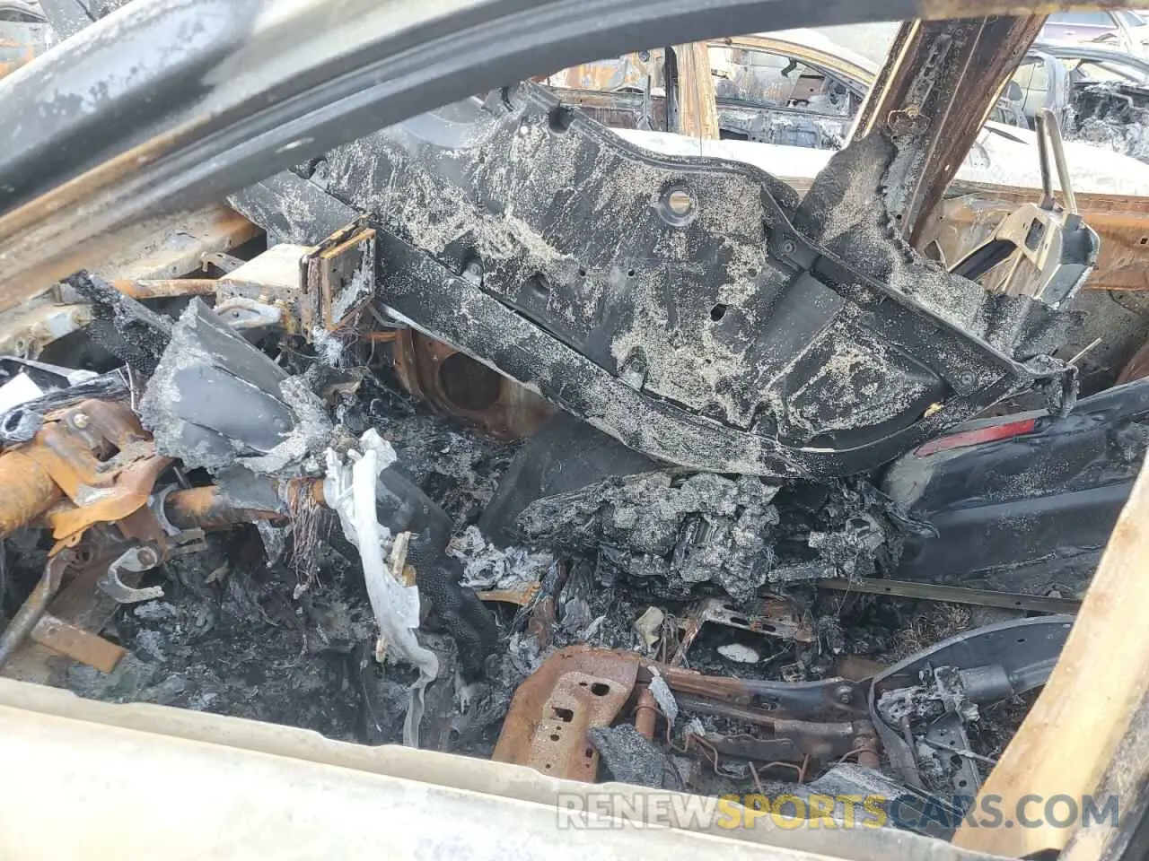7 Photograph of a damaged car JTMRWRFV1LD062646 TOYOTA RAV4 2020