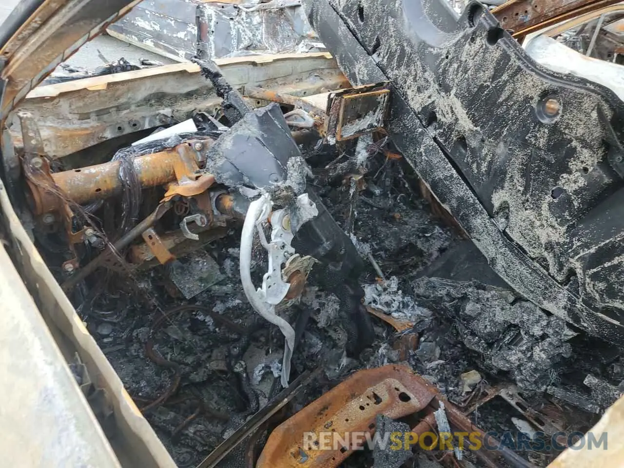 8 Photograph of a damaged car JTMRWRFV1LD062646 TOYOTA RAV4 2020