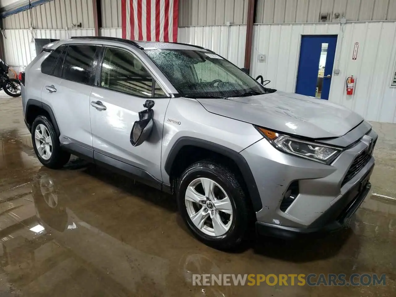 4 Photograph of a damaged car JTMRWRFV4LD057103 TOYOTA RAV4 2020