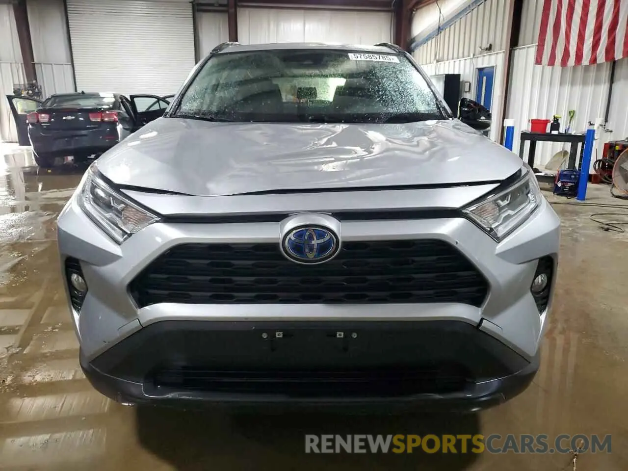 5 Photograph of a damaged car JTMRWRFV4LD057103 TOYOTA RAV4 2020