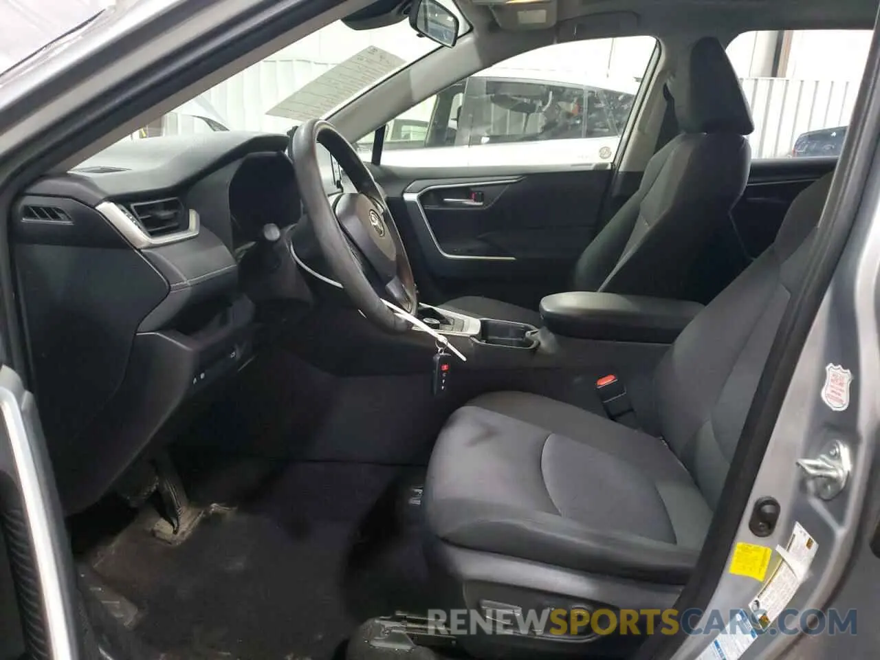 7 Photograph of a damaged car JTMRWRFV4LD057103 TOYOTA RAV4 2020