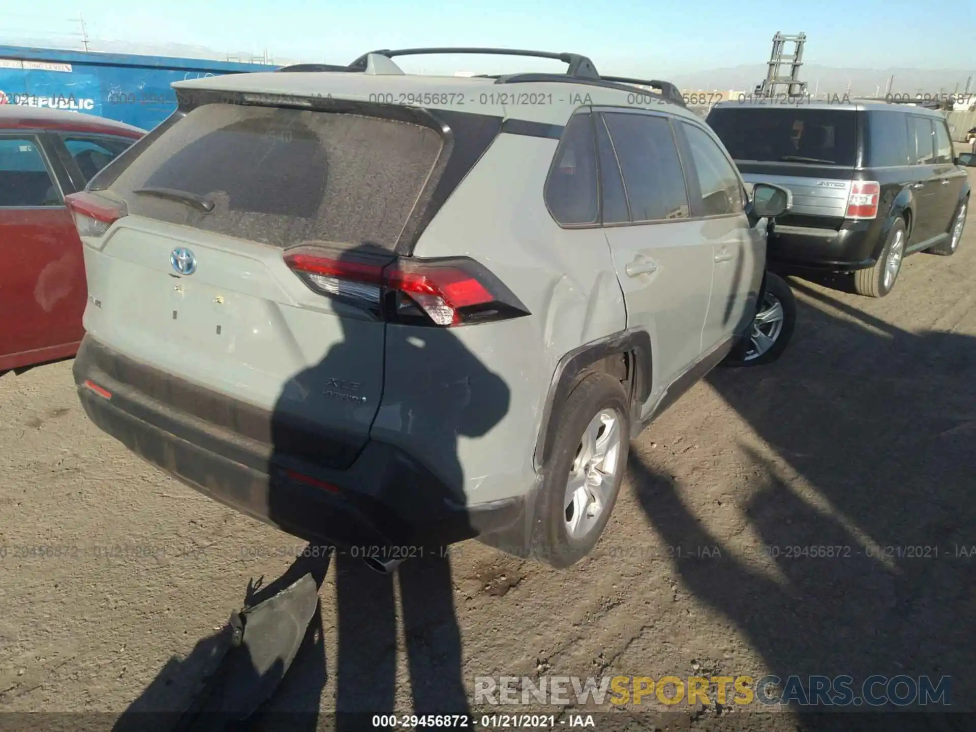 4 Photograph of a damaged car JTMRWRFV5LD069860 TOYOTA RAV4 2020