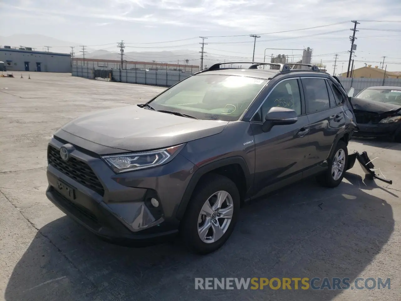 2 Photograph of a damaged car JTMRWRFV5LD073116 TOYOTA RAV4 2020