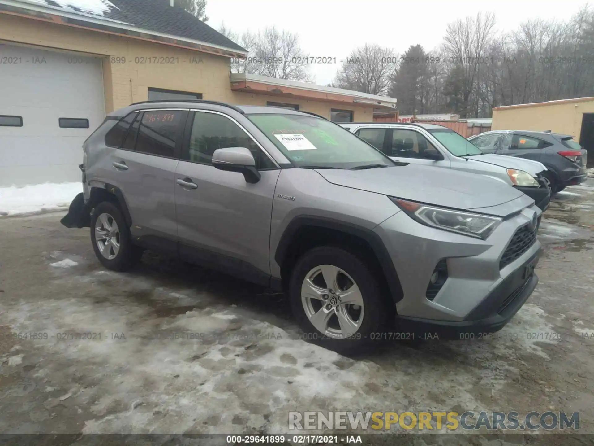 1 Photograph of a damaged car JTMRWRFV6LD058723 TOYOTA RAV4 2020