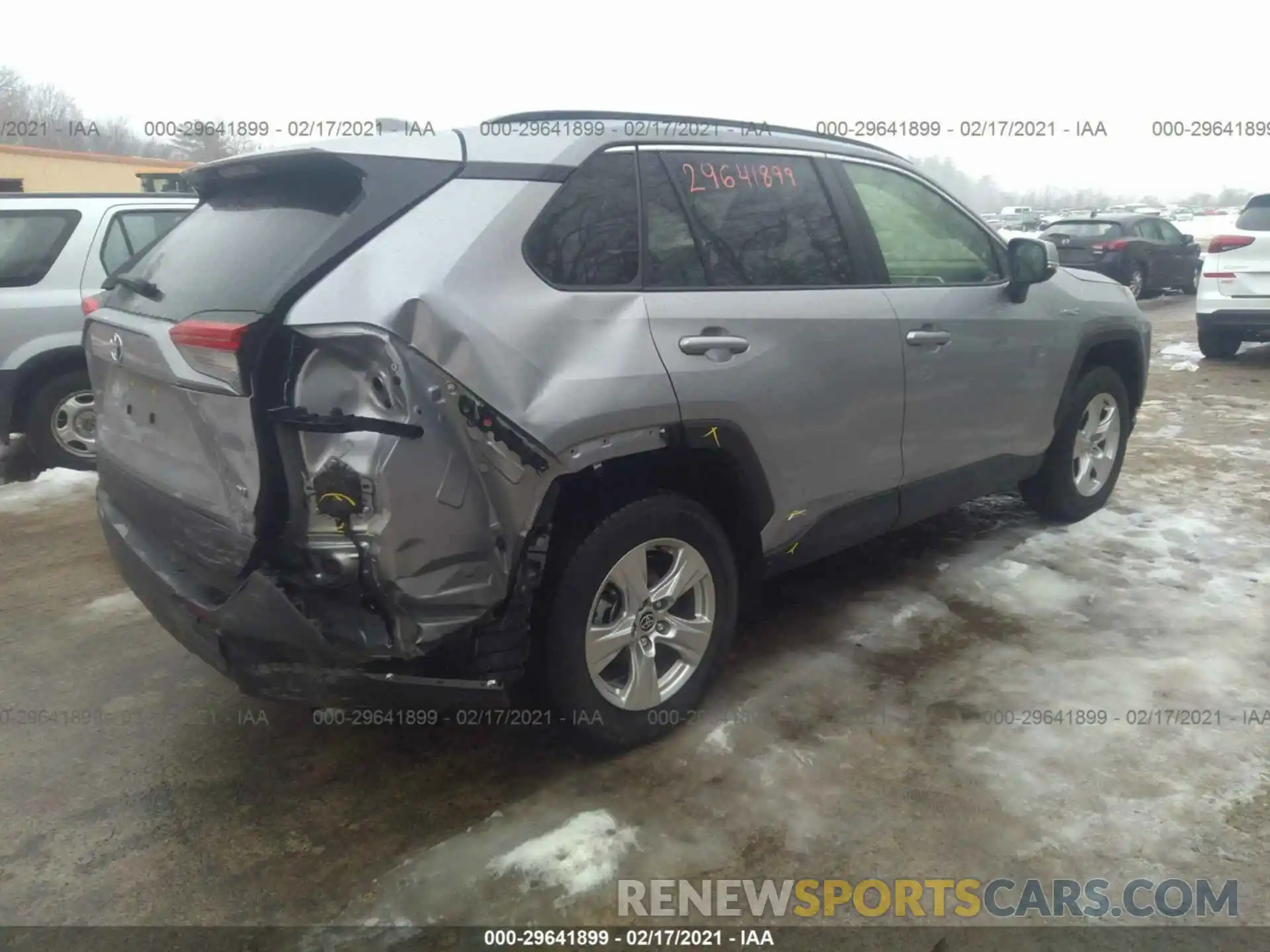 4 Photograph of a damaged car JTMRWRFV6LD058723 TOYOTA RAV4 2020