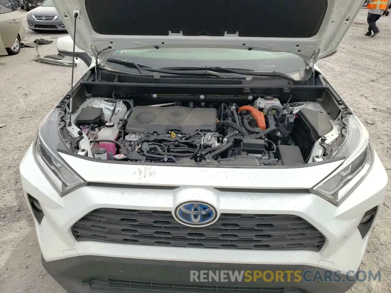 7 Photograph of a damaged car JTMRWRFV6LD068040 TOYOTA RAV4 2020
