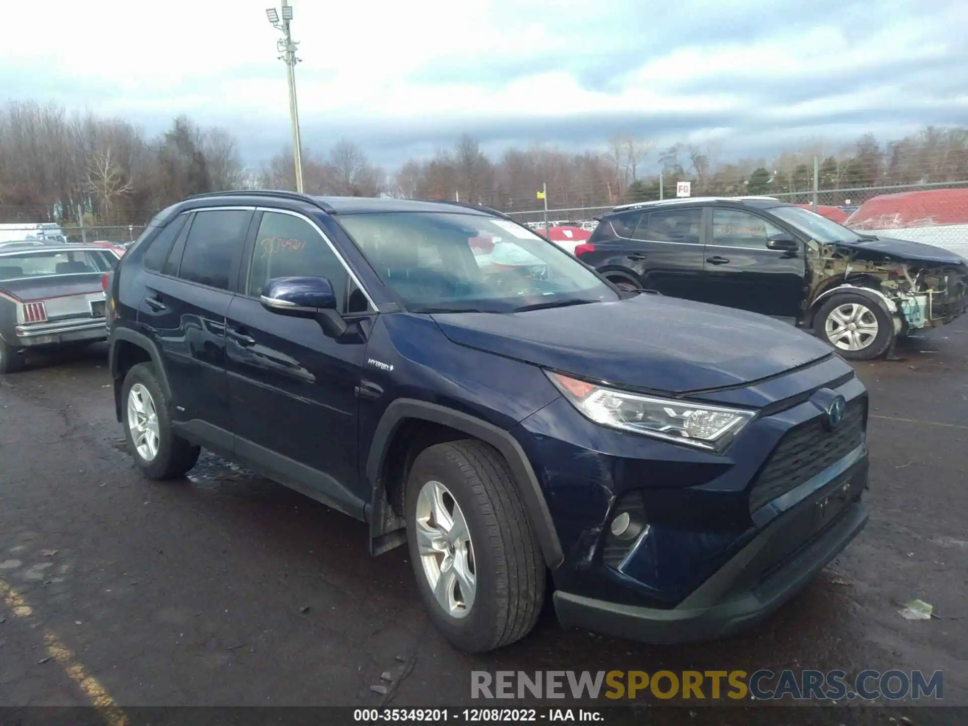 1 Photograph of a damaged car JTMRWRFV7LD060920 TOYOTA RAV4 2020