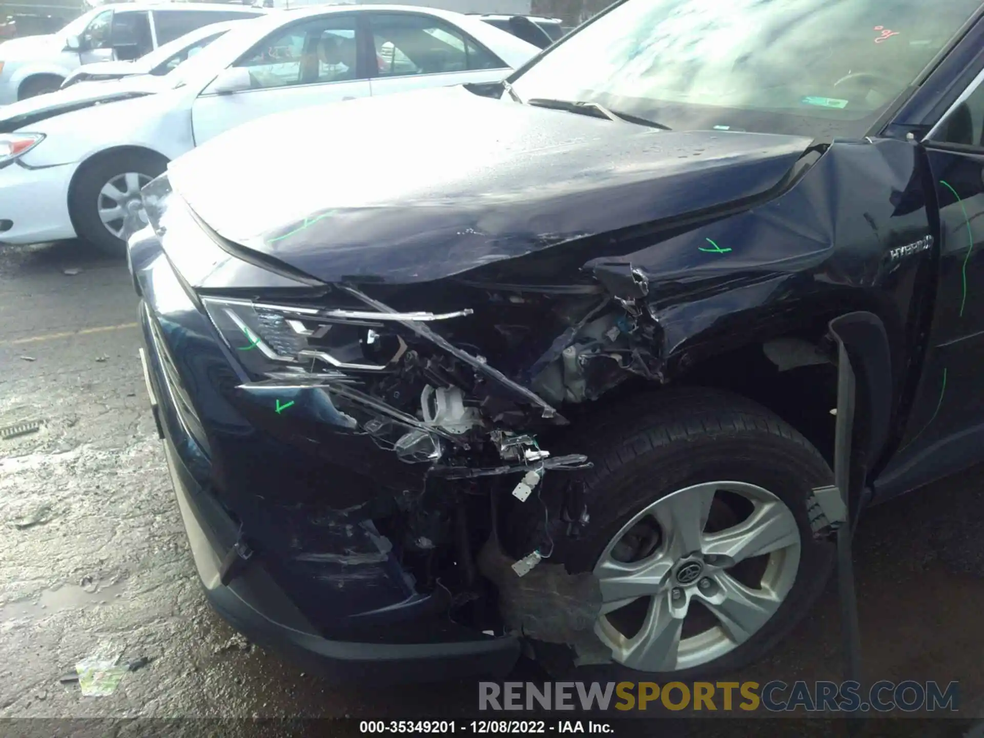 6 Photograph of a damaged car JTMRWRFV7LD060920 TOYOTA RAV4 2020