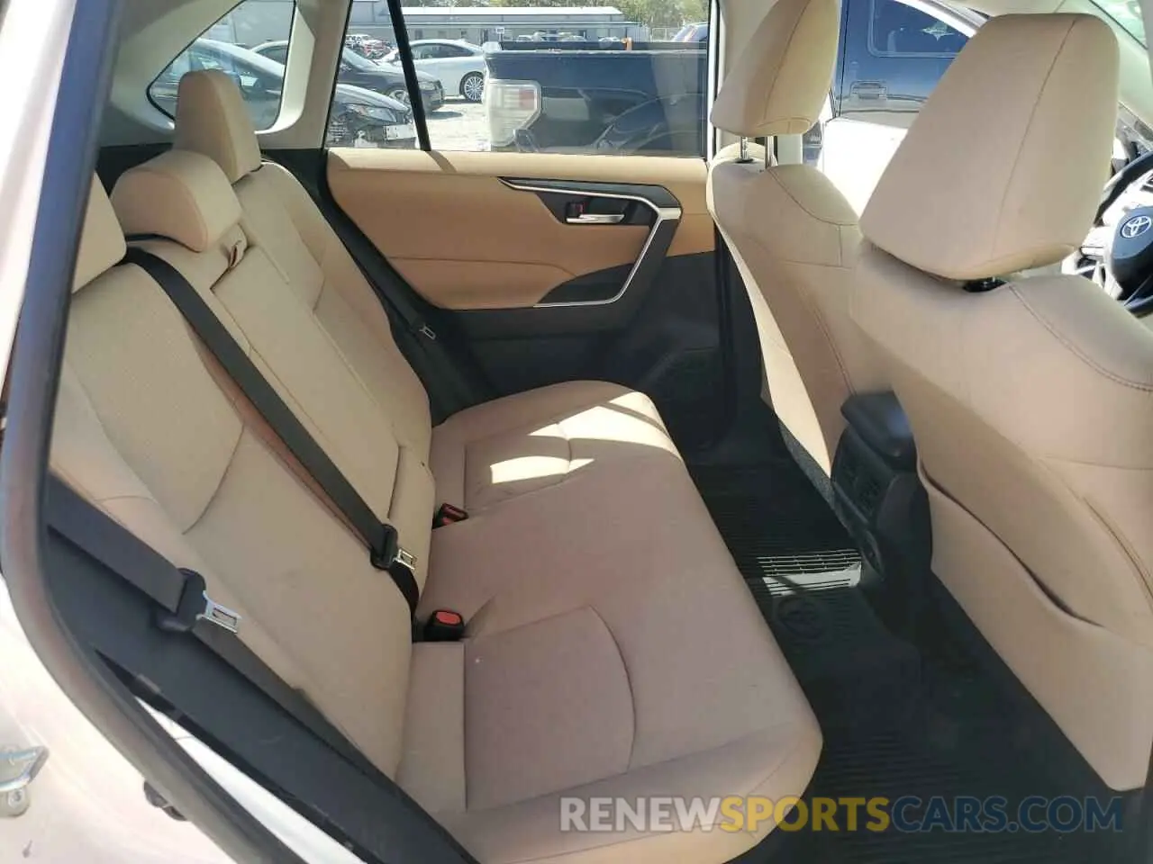 11 Photograph of a damaged car JTMRWRFV7LD071559 TOYOTA RAV4 2020