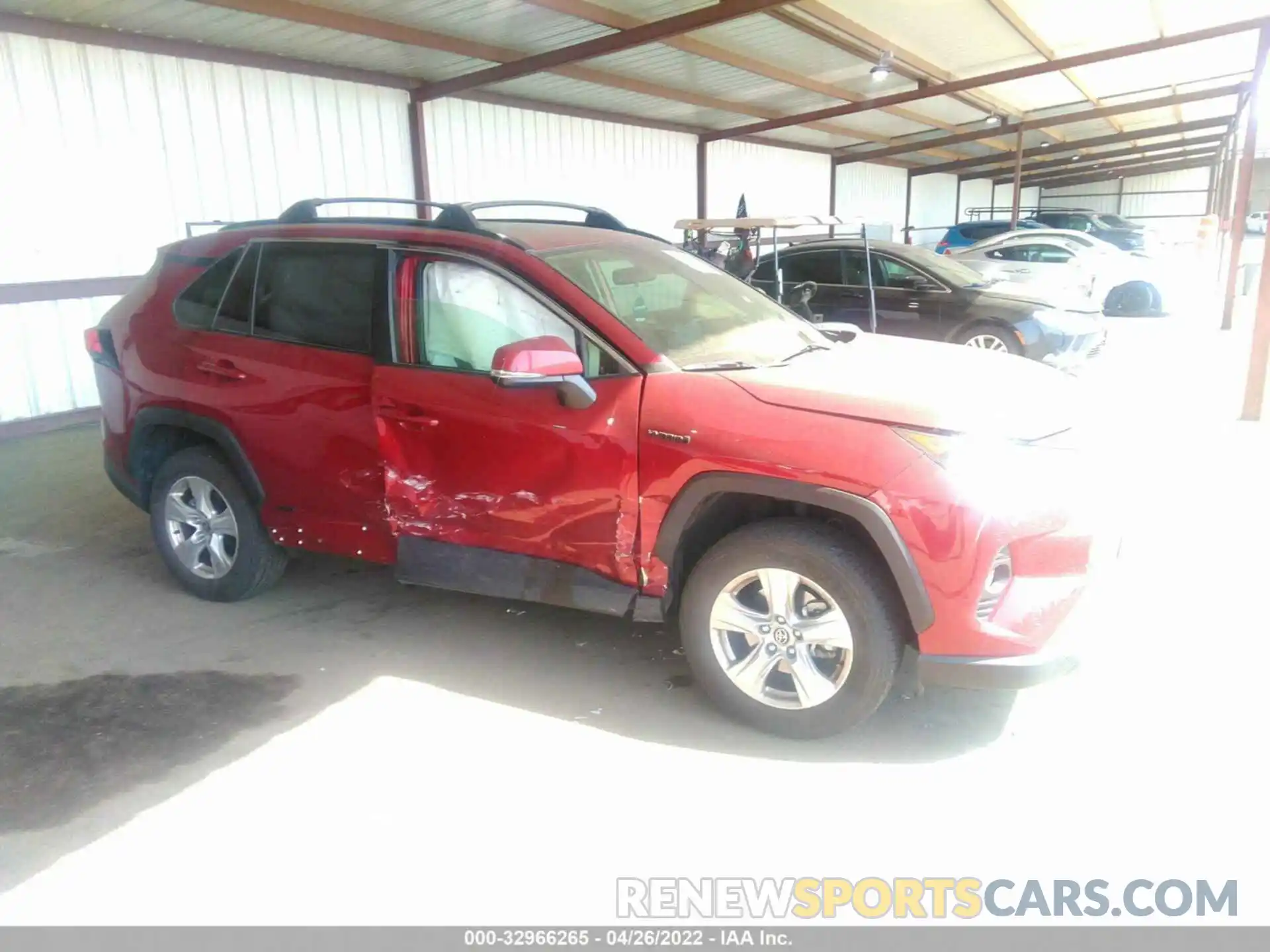 1 Photograph of a damaged car JTMRWRFV7LJ045173 TOYOTA RAV4 2020