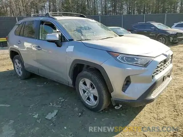 11 Photograph of a damaged car JTMRWRFV8LD067276 TOYOTA RAV4 2020