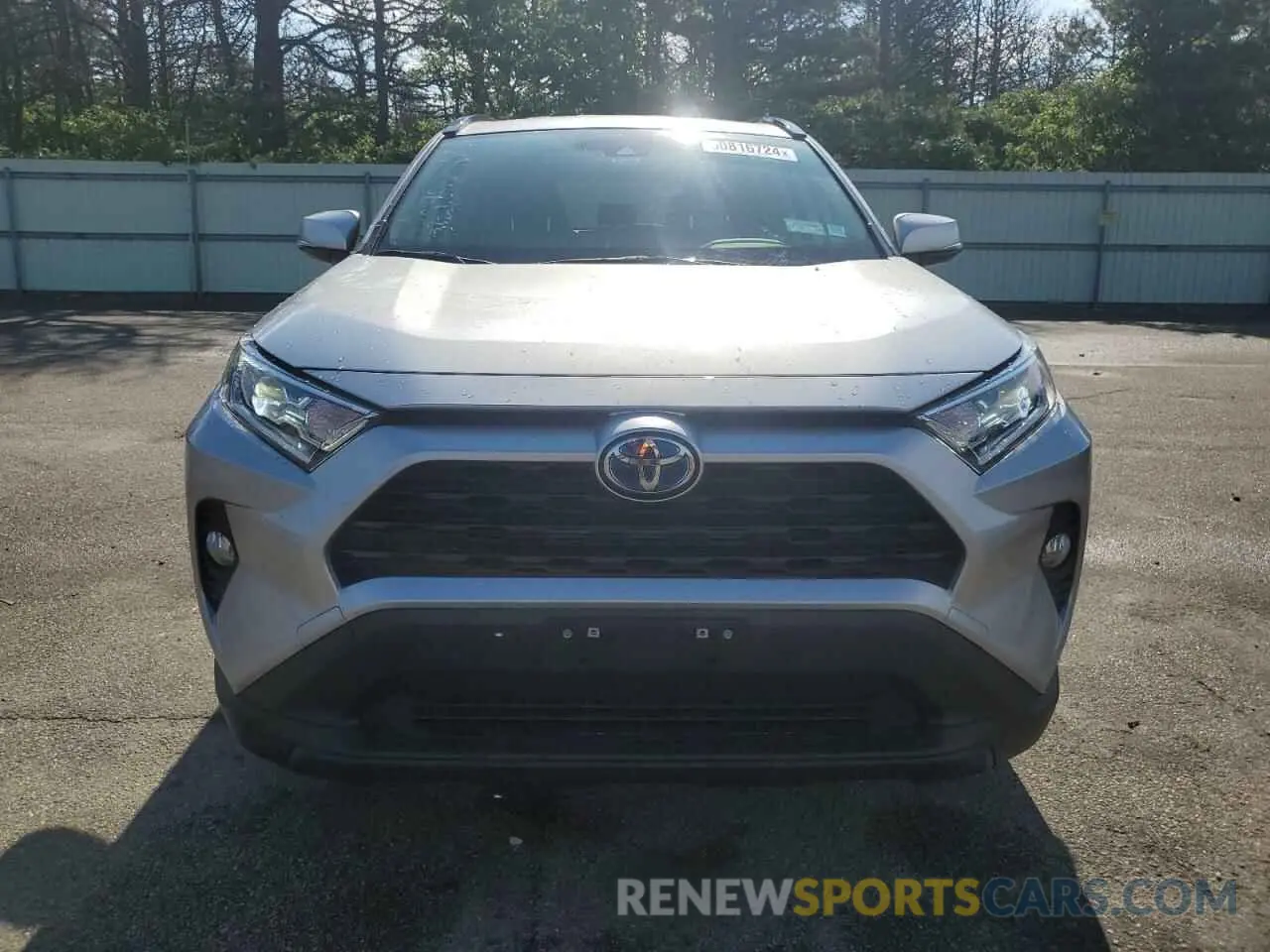 5 Photograph of a damaged car JTMRWRFV9LJ048494 TOYOTA RAV4 2020