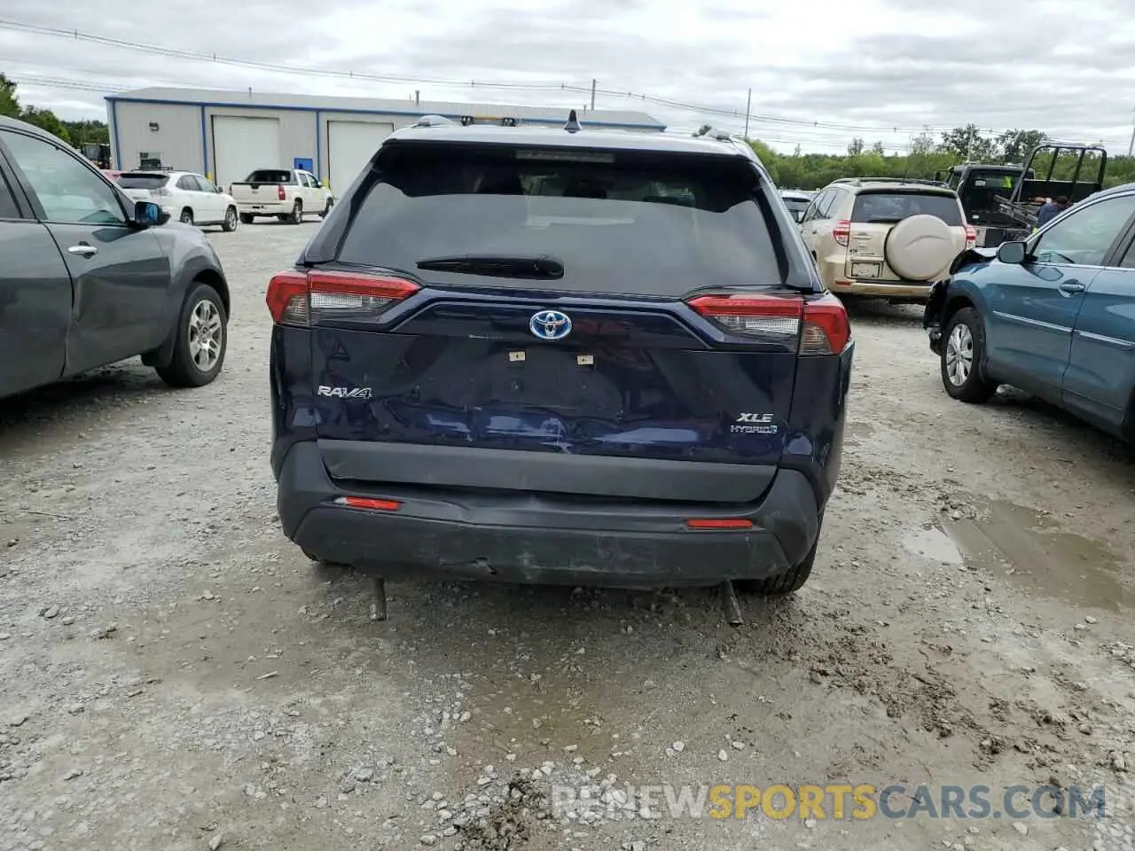 6 Photograph of a damaged car JTMRWRFVXLJ047077 TOYOTA RAV4 2020
