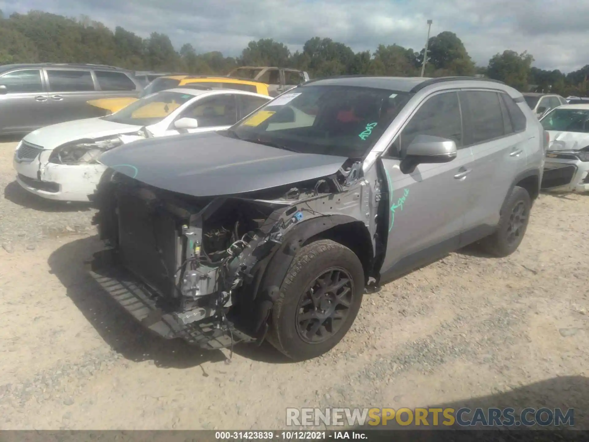 2 Photograph of a damaged car JTMW1RFV0LD518976 TOYOTA RAV4 2020