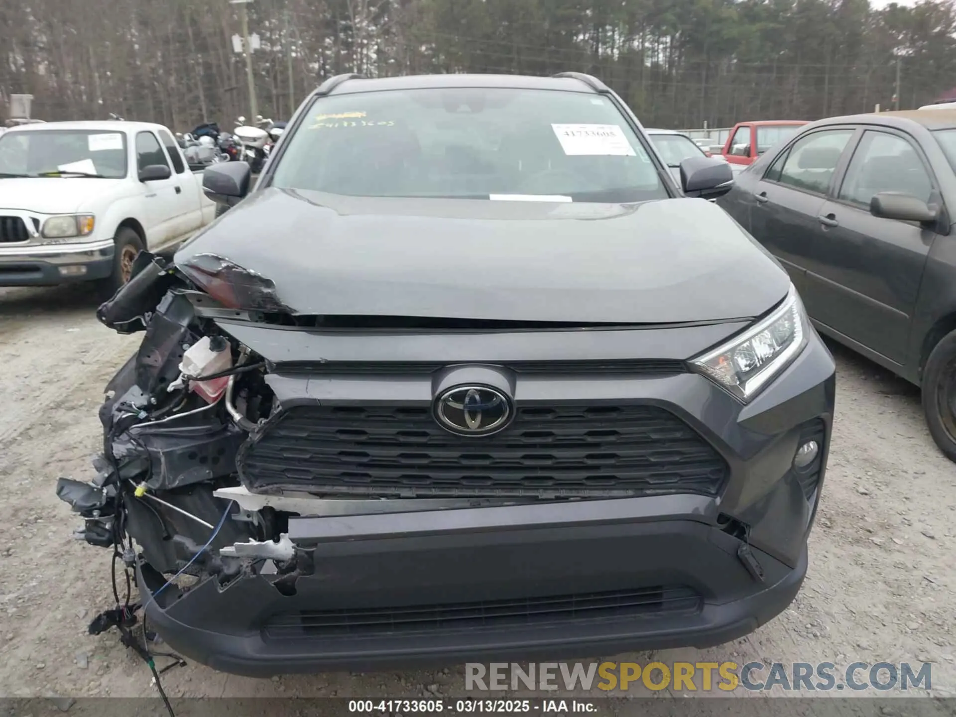 12 Photograph of a damaged car JTMW1RFV1LD048988 TOYOTA RAV4 2020