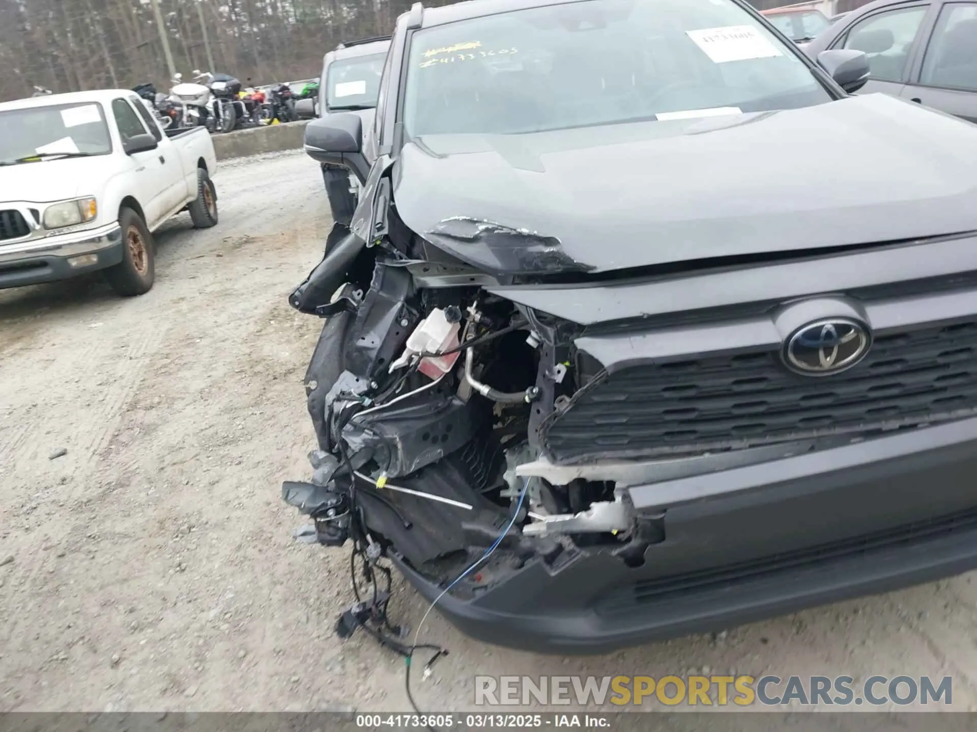 6 Photograph of a damaged car JTMW1RFV1LD048988 TOYOTA RAV4 2020