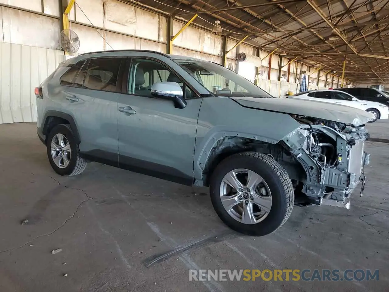 4 Photograph of a damaged car JTMW1RFV2LJ018111 TOYOTA RAV4 2020