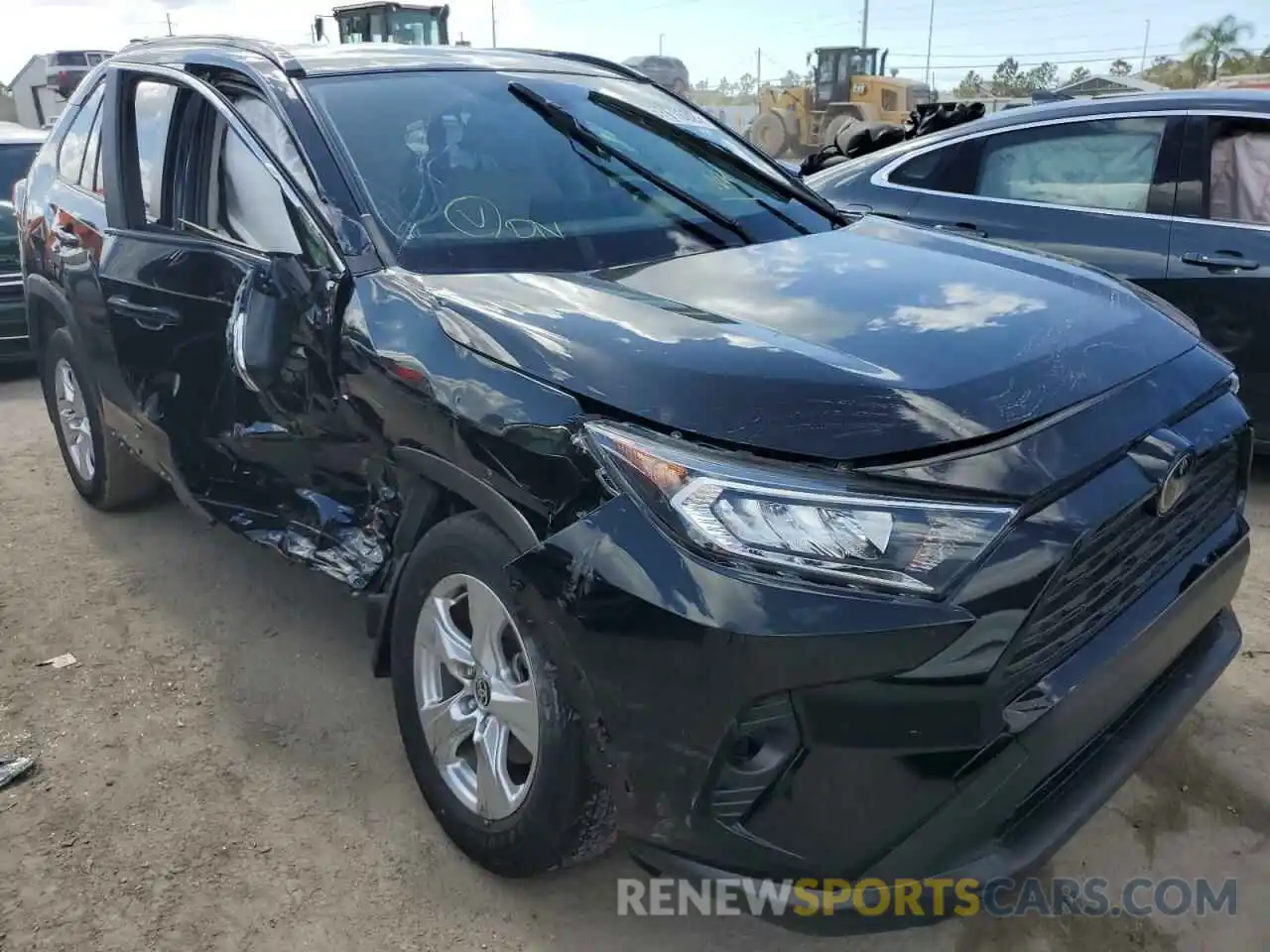 9 Photograph of a damaged car JTMW1RFV4LD049391 TOYOTA RAV4 2020