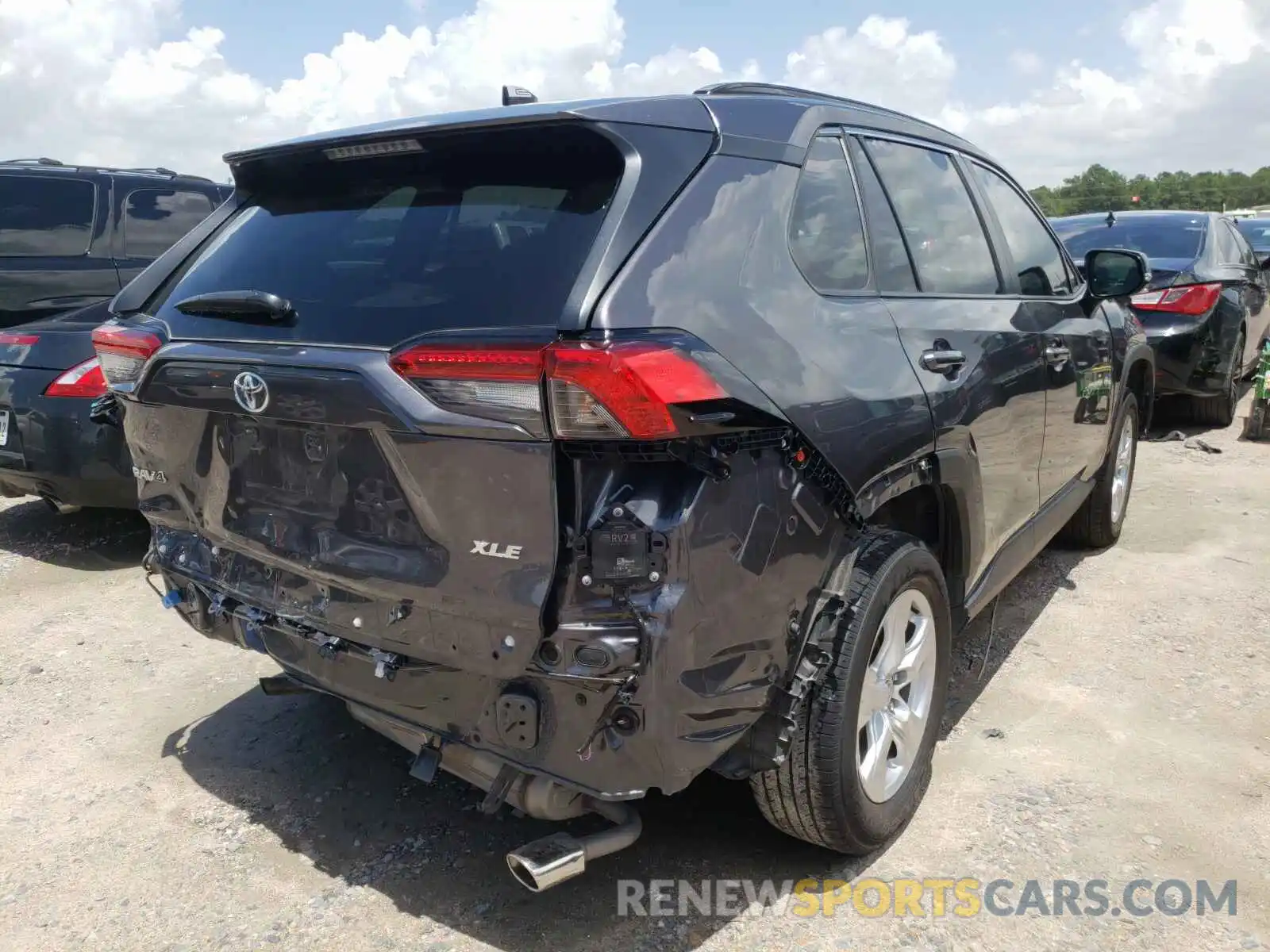 4 Photograph of a damaged car JTMW1RFV4LJ019180 TOYOTA RAV4 2020