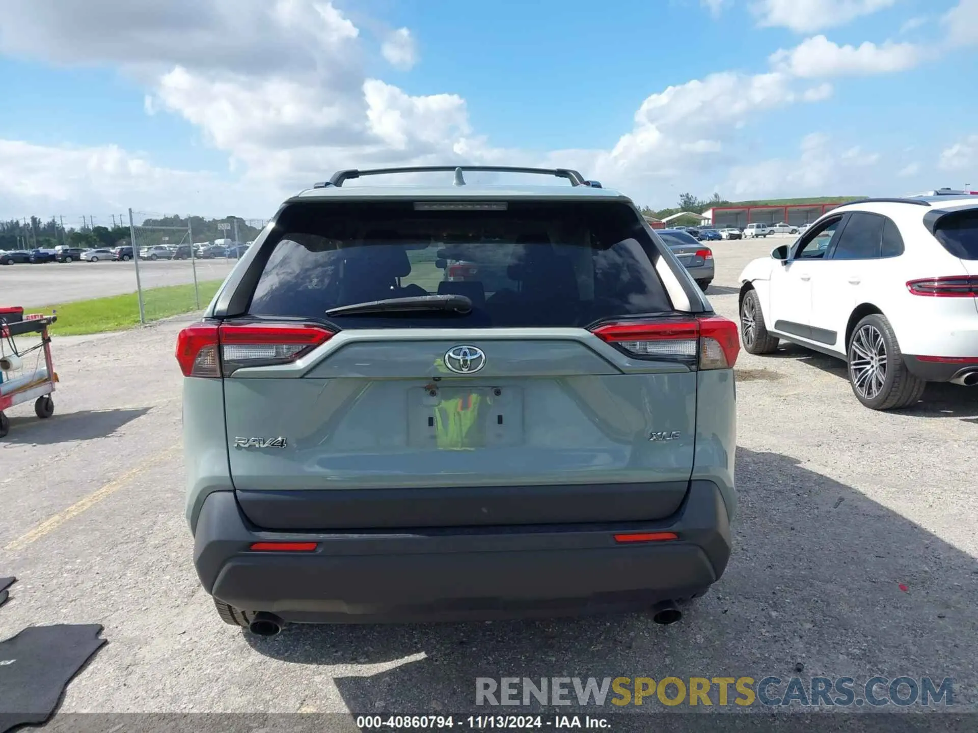 15 Photograph of a damaged car JTMW1RFV5LD044684 TOYOTA RAV4 2020