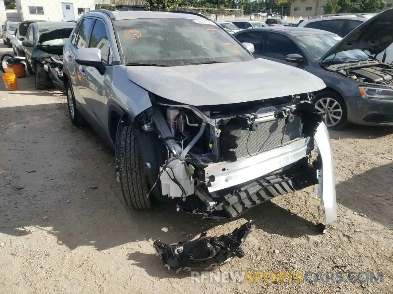 1 Photograph of a damaged car JTMW1RFV5LJ021875 TOYOTA RAV4 2020