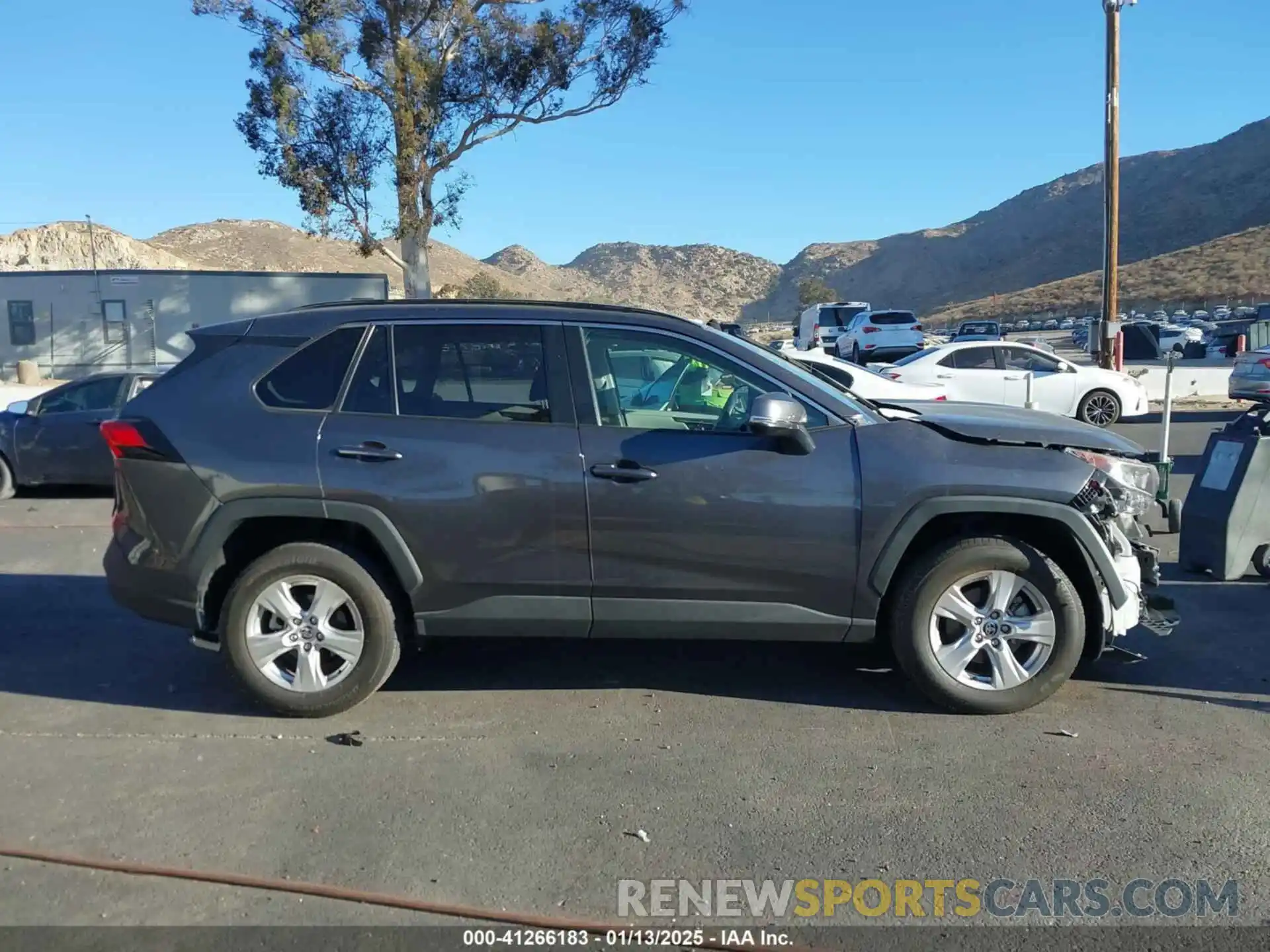 14 Photograph of a damaged car JTMW1RFV6LJ021559 TOYOTA RAV4 2020