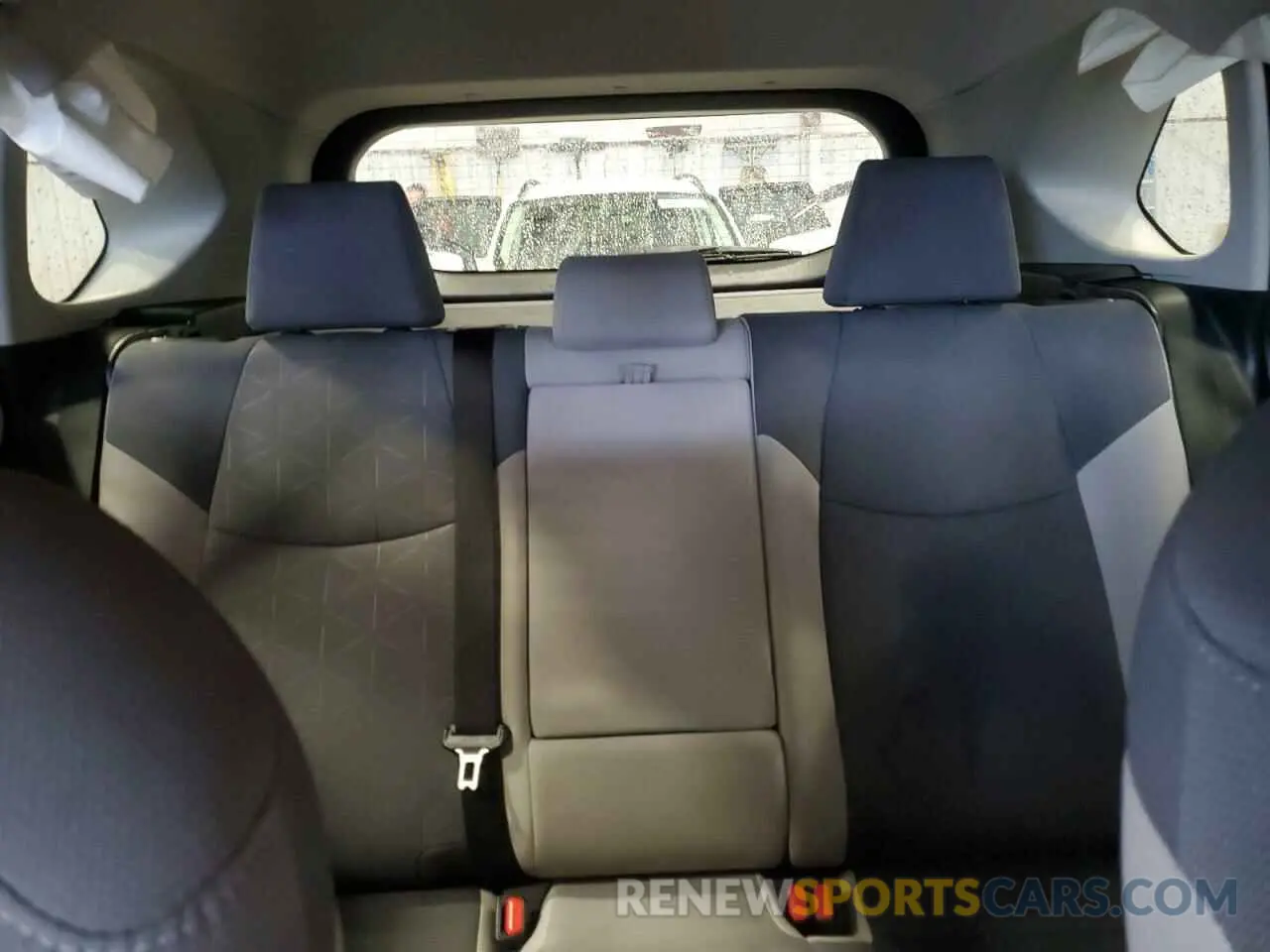 10 Photograph of a damaged car JTMW1RFV8LD520426 TOYOTA RAV4 2020