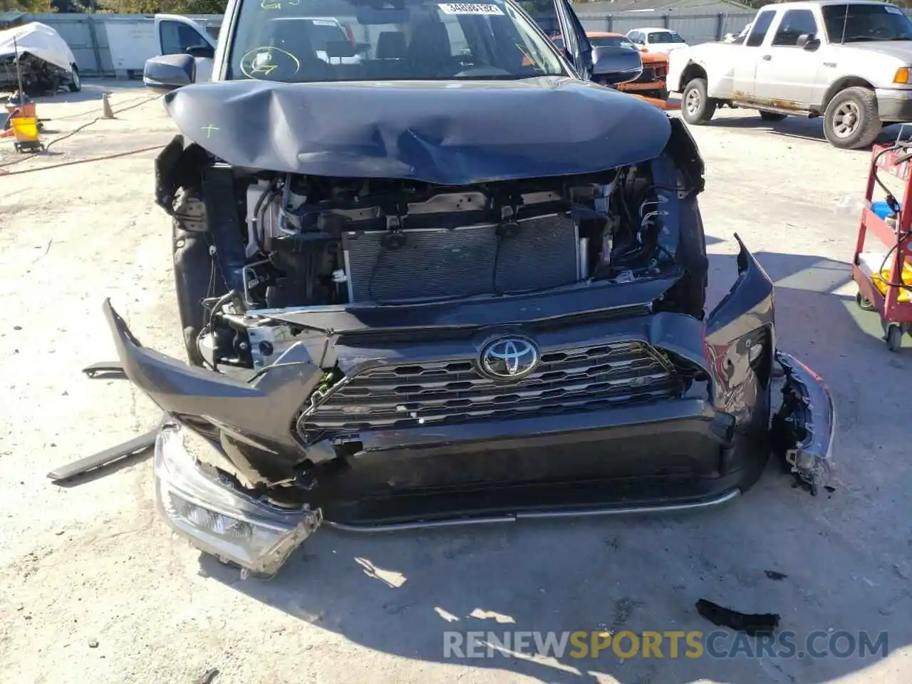 9 Photograph of a damaged car JTMY1RFV4LD044829 TOYOTA RAV4 2020