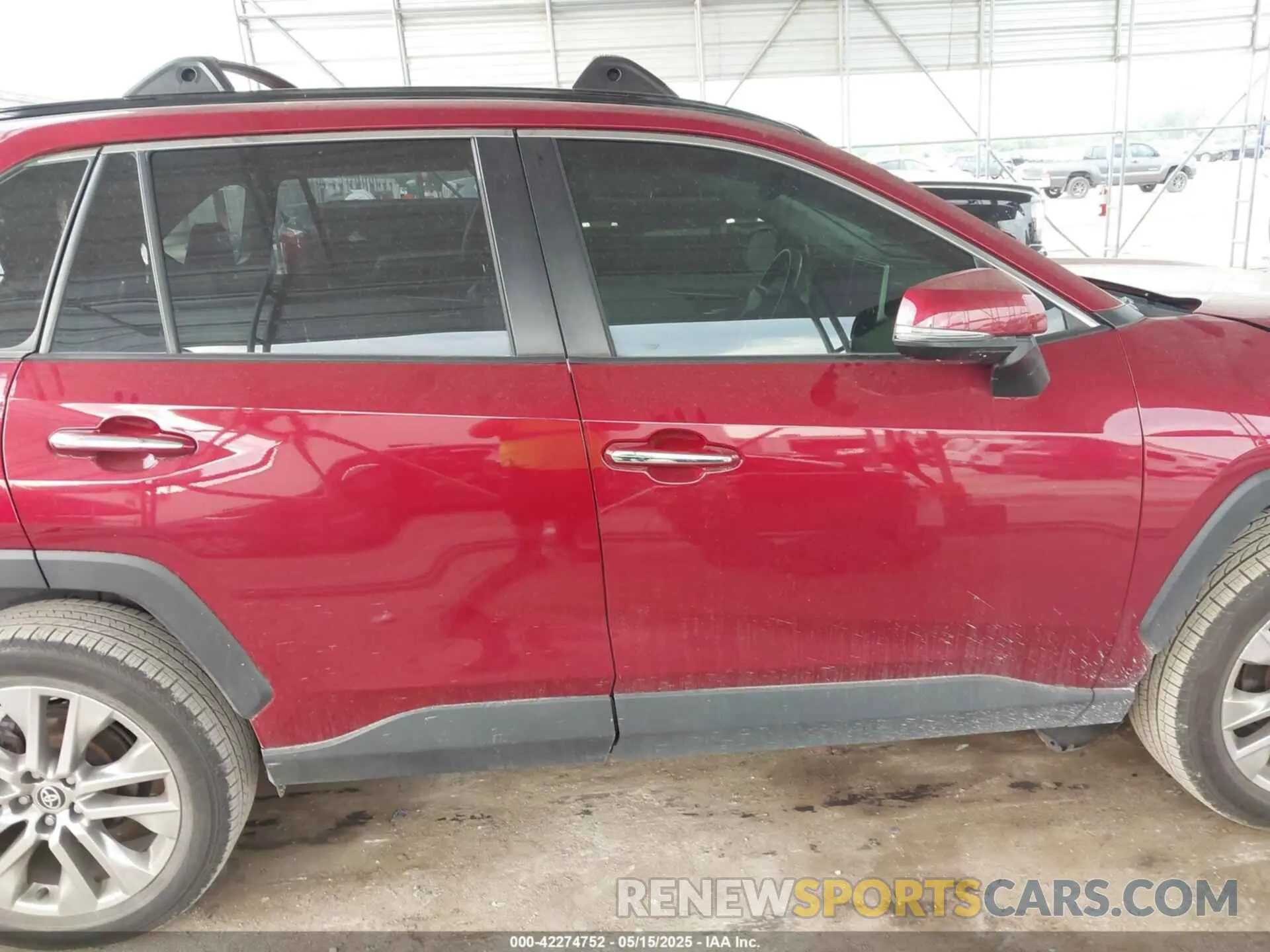 14 Photograph of a damaged car JTMY1RFV4LD047729 TOYOTA RAV4 2020