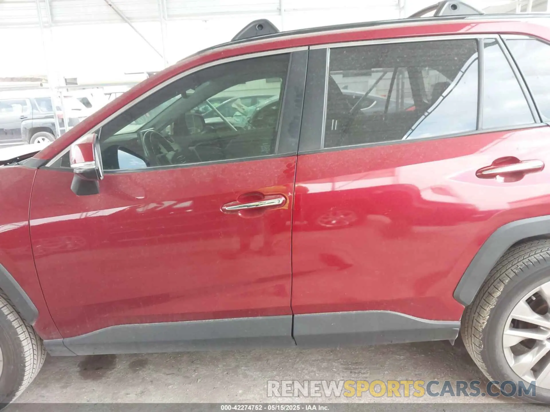 15 Photograph of a damaged car JTMY1RFV4LD047729 TOYOTA RAV4 2020