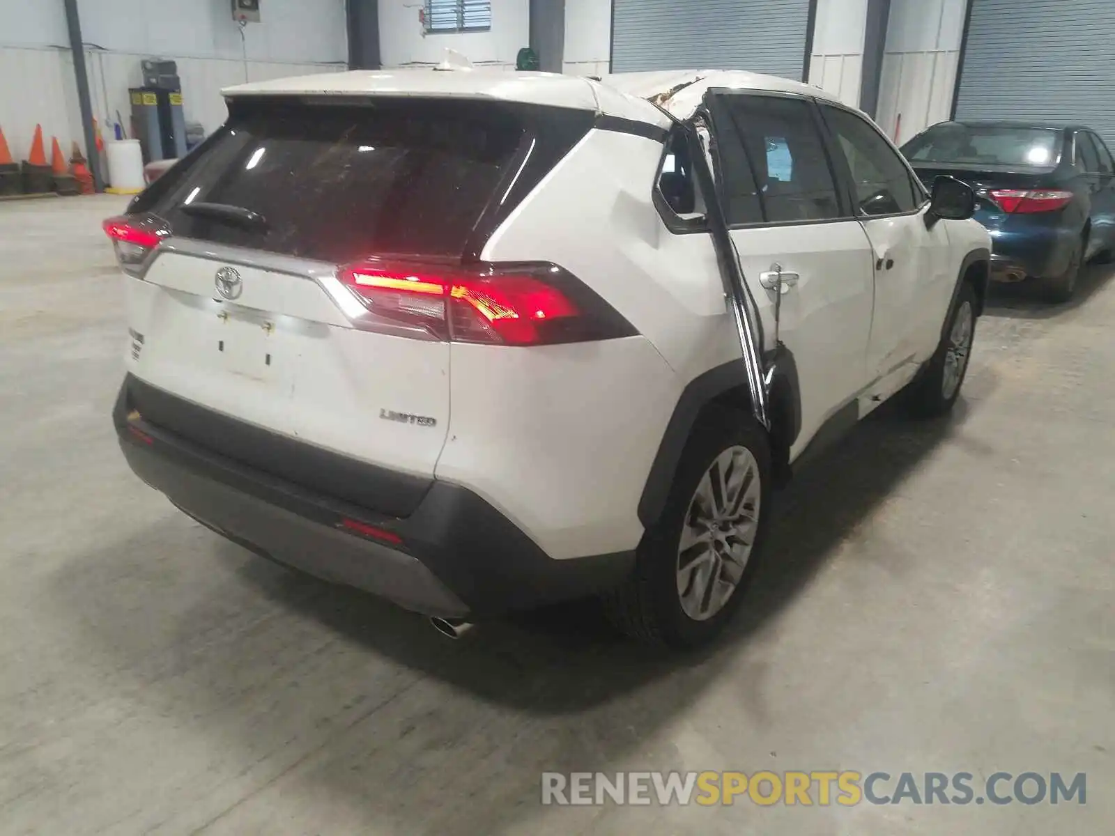 4 Photograph of a damaged car JTMY1RFV4LJ018488 TOYOTA RAV4 2020