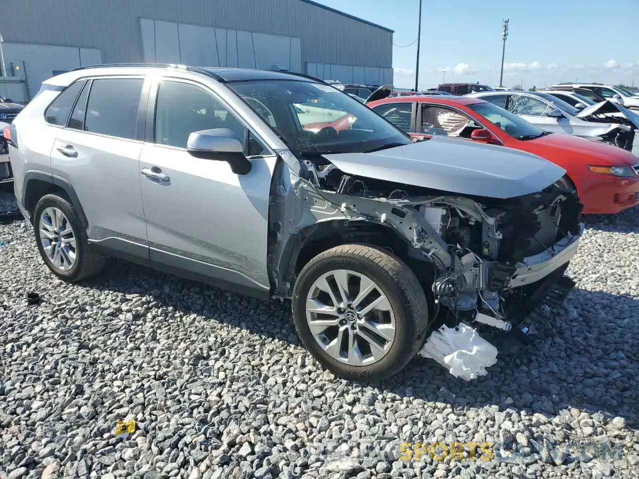 4 Photograph of a damaged car JTMY1RFV6LD519767 TOYOTA RAV4 2020