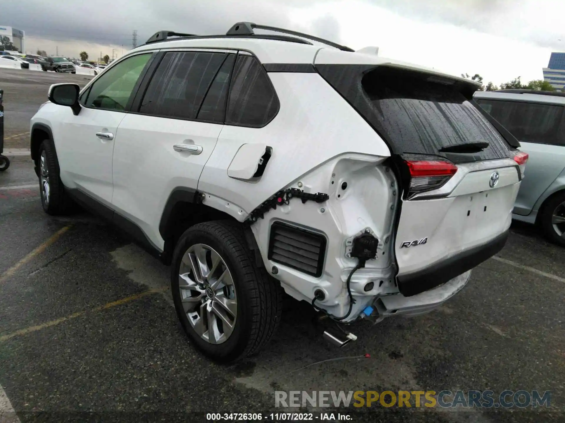 3 Photograph of a damaged car JTMY1RFV6LD520594 TOYOTA RAV4 2020