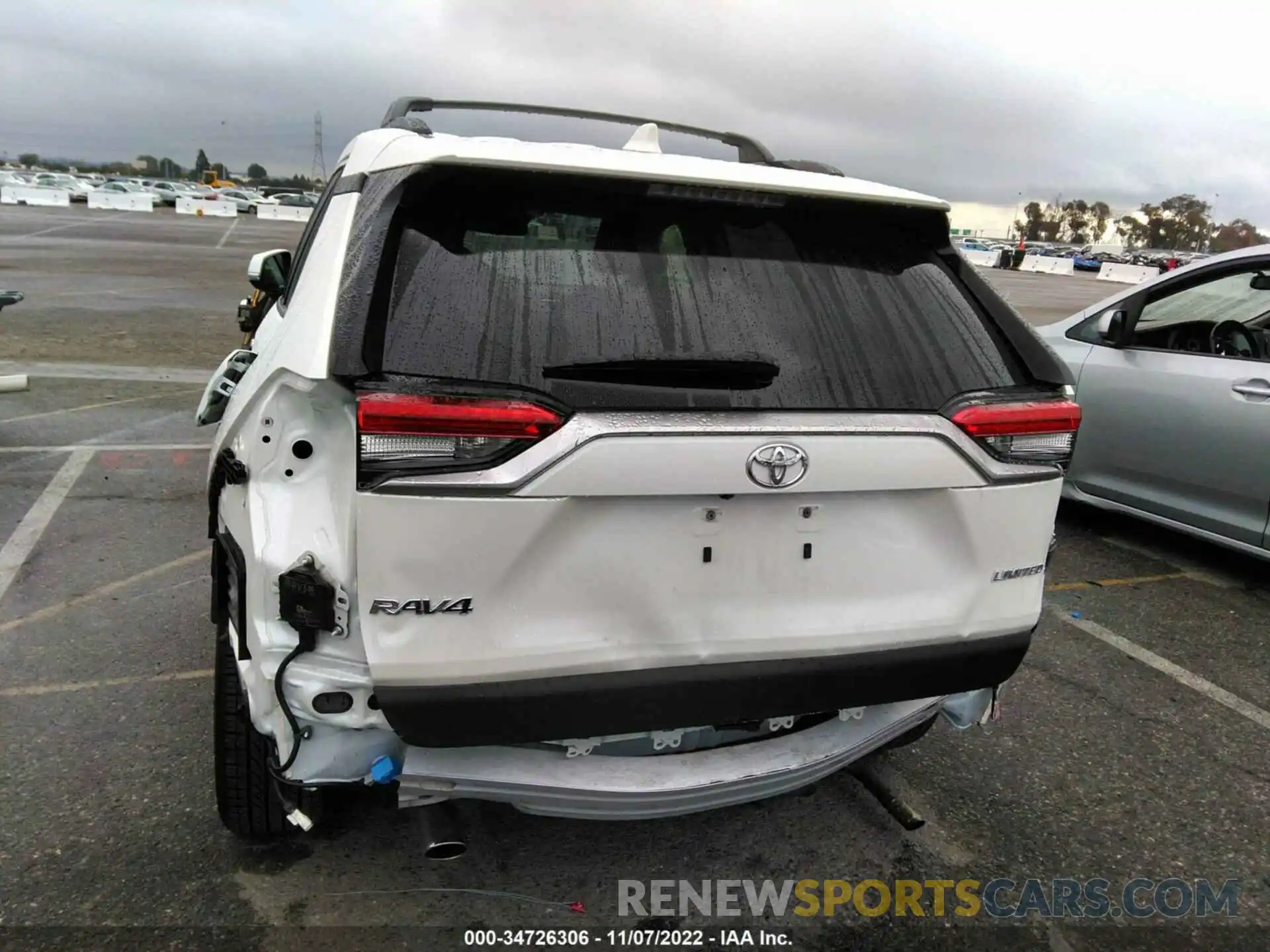 6 Photograph of a damaged car JTMY1RFV6LD520594 TOYOTA RAV4 2020