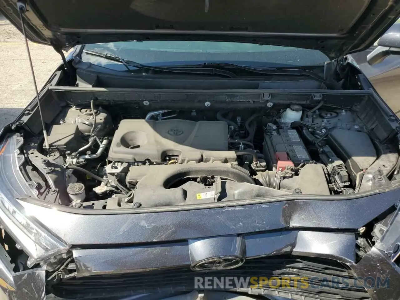 11 Photograph of a damaged car 2T3A1RFV0MC156504 TOYOTA RAV4 2021
