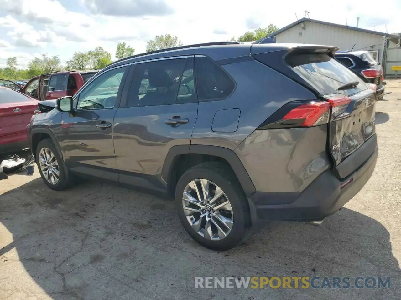 2 Photograph of a damaged car 2T3A1RFV0MC156504 TOYOTA RAV4 2021