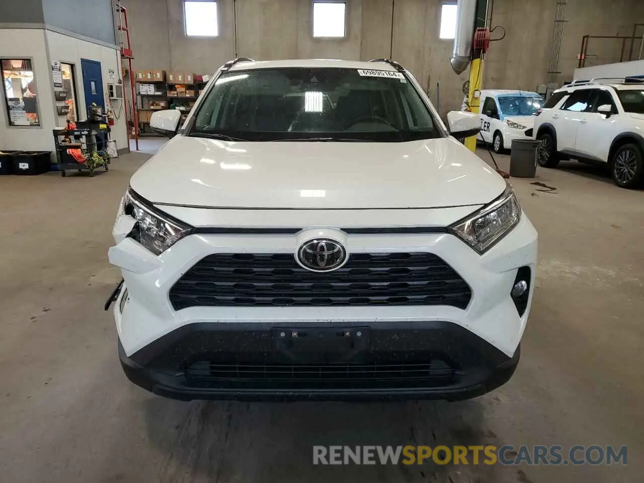 5 Photograph of a damaged car 2T3A1RFV0MW176279 TOYOTA RAV4 2021