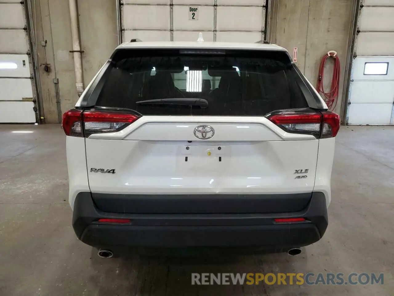 6 Photograph of a damaged car 2T3A1RFV0MW176279 TOYOTA RAV4 2021